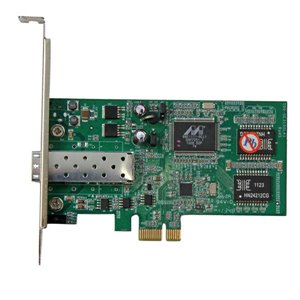 Adapts to your network configuration using the fiber transceiver of your choice, through an open SFP slot